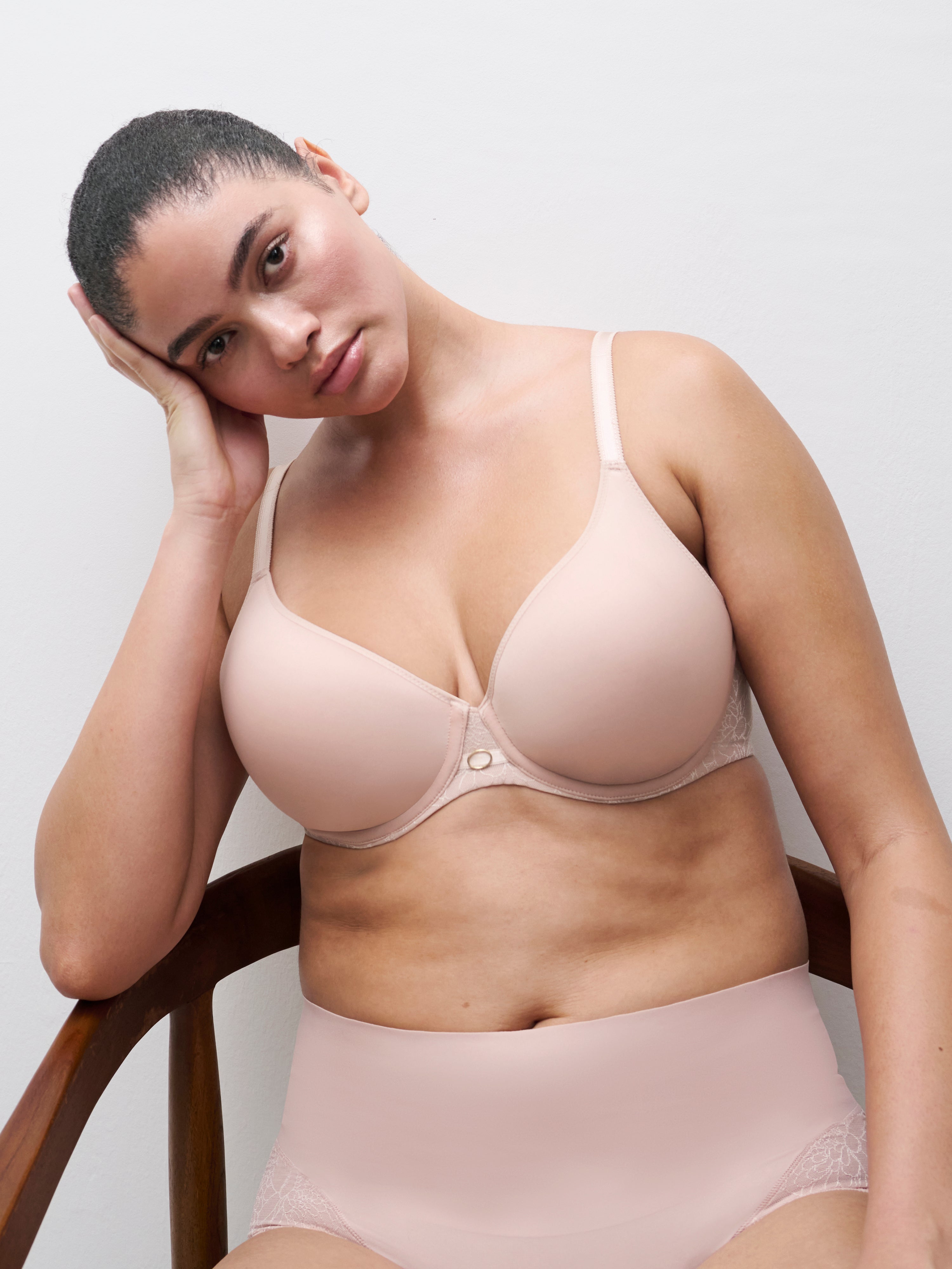 Chantelle Belle Lightweight Plunge T-Shirt Bra