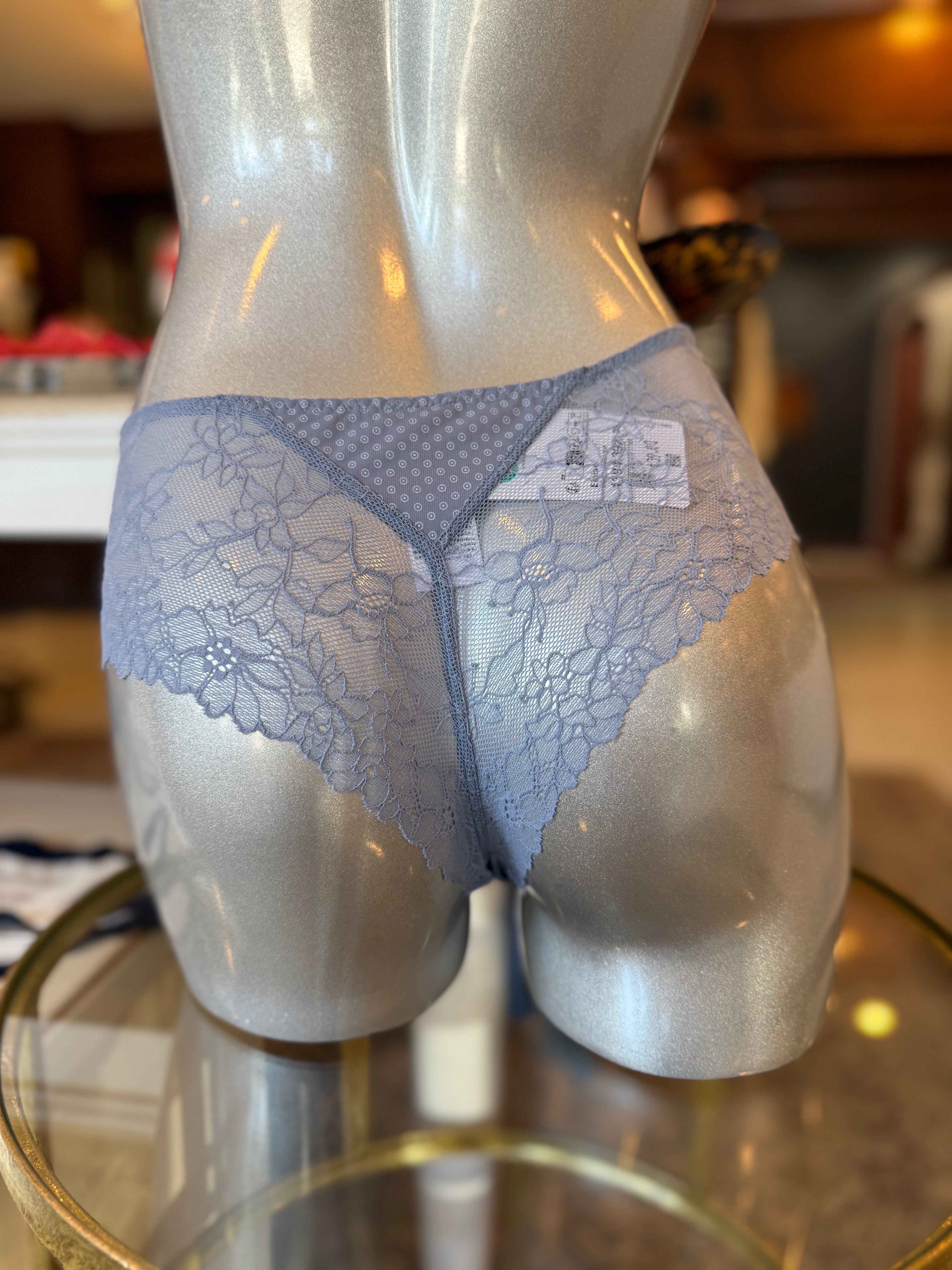 Anita Eloise Shorty - Medium Blue