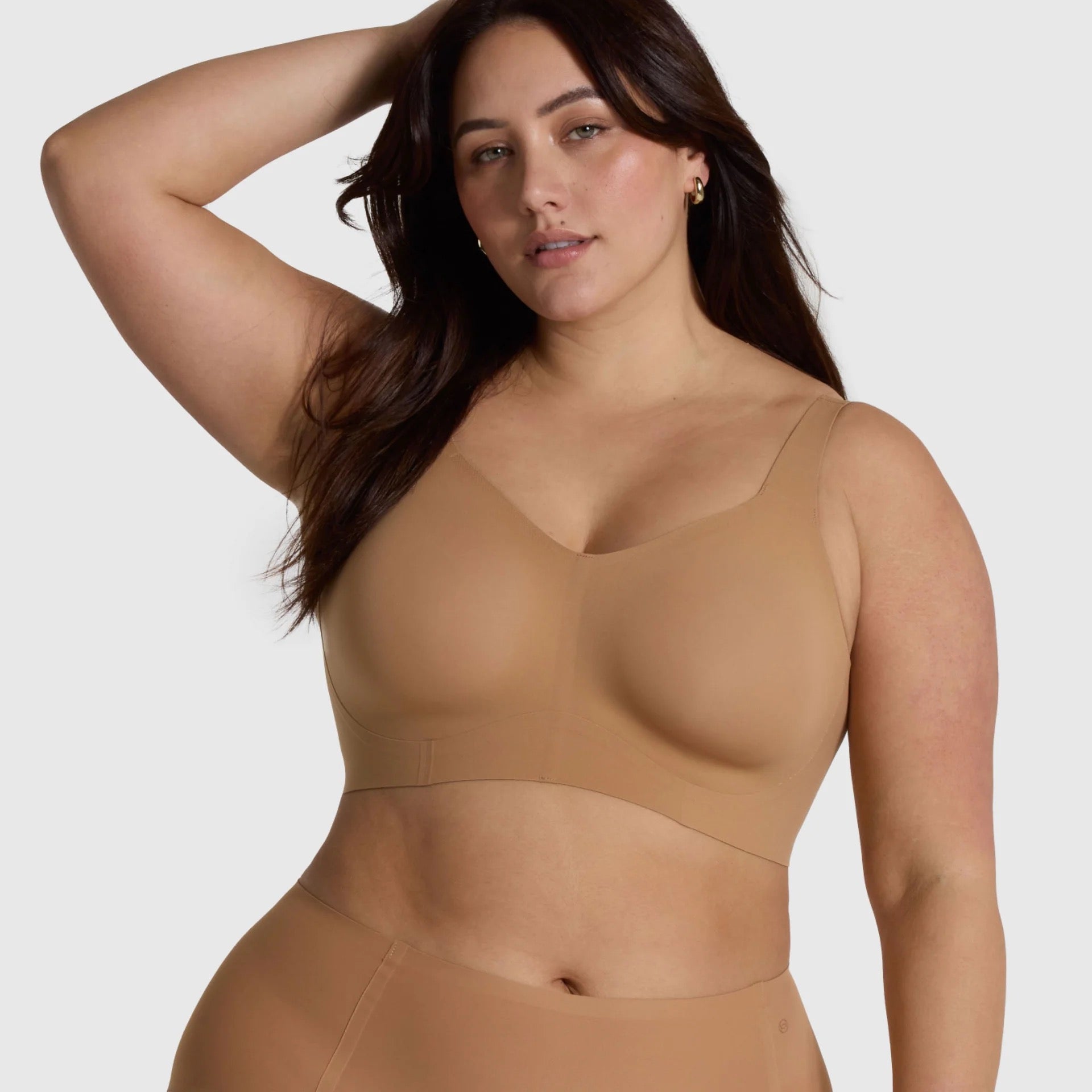 Evelyn and Bobbie Beyond Bra