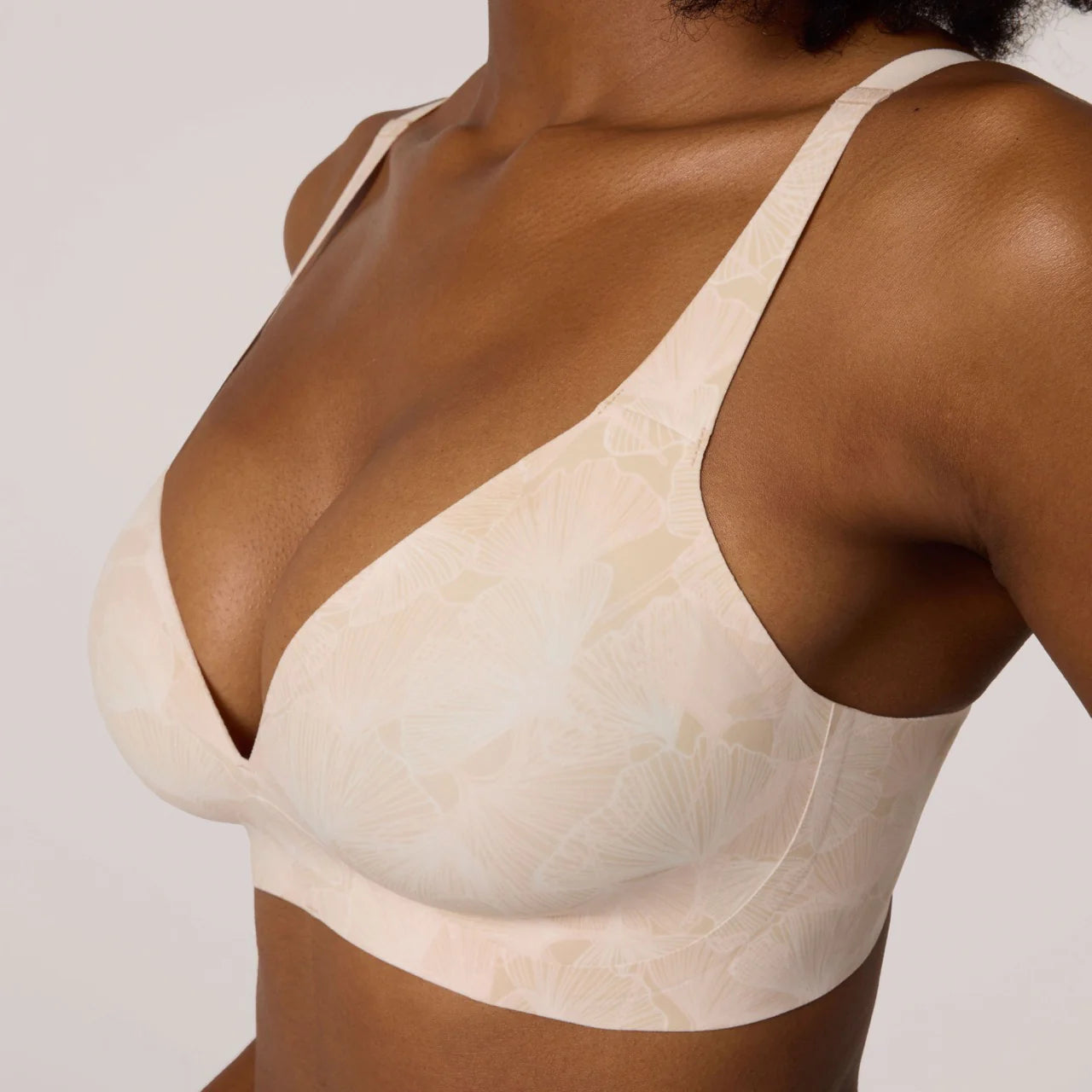 Evelyn and Bobbie Scarlett Plunge Bra