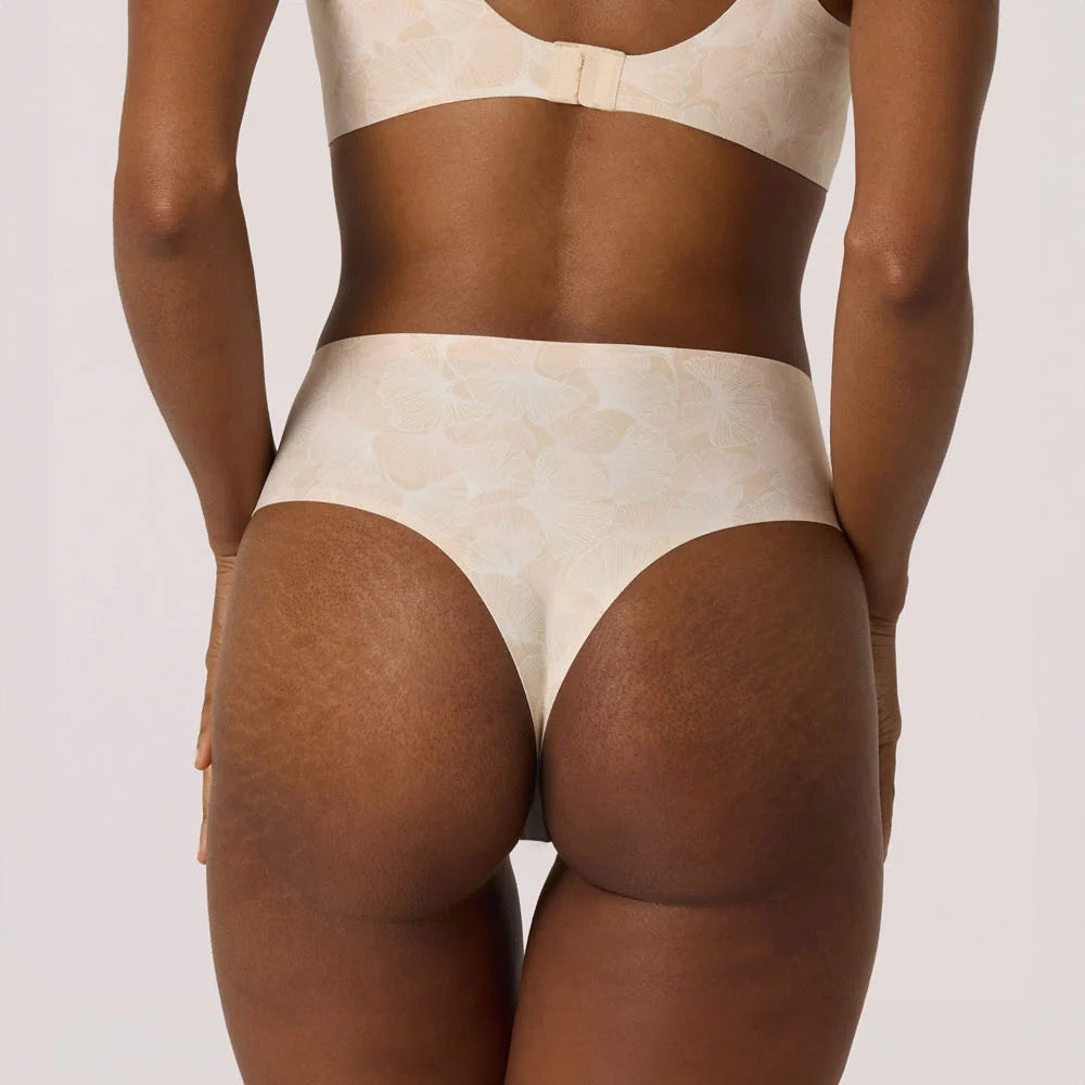 Evelyn and Bobbie High-Waisted Thong - (0-14)