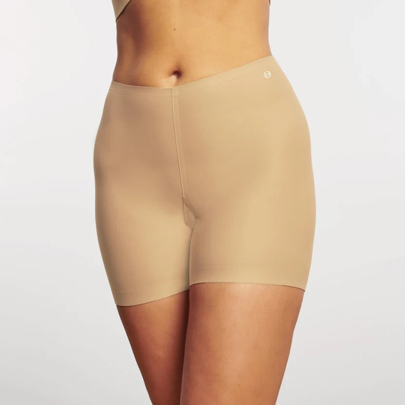 Evelyn and Bobbie Longline Girlshort (Slip short)