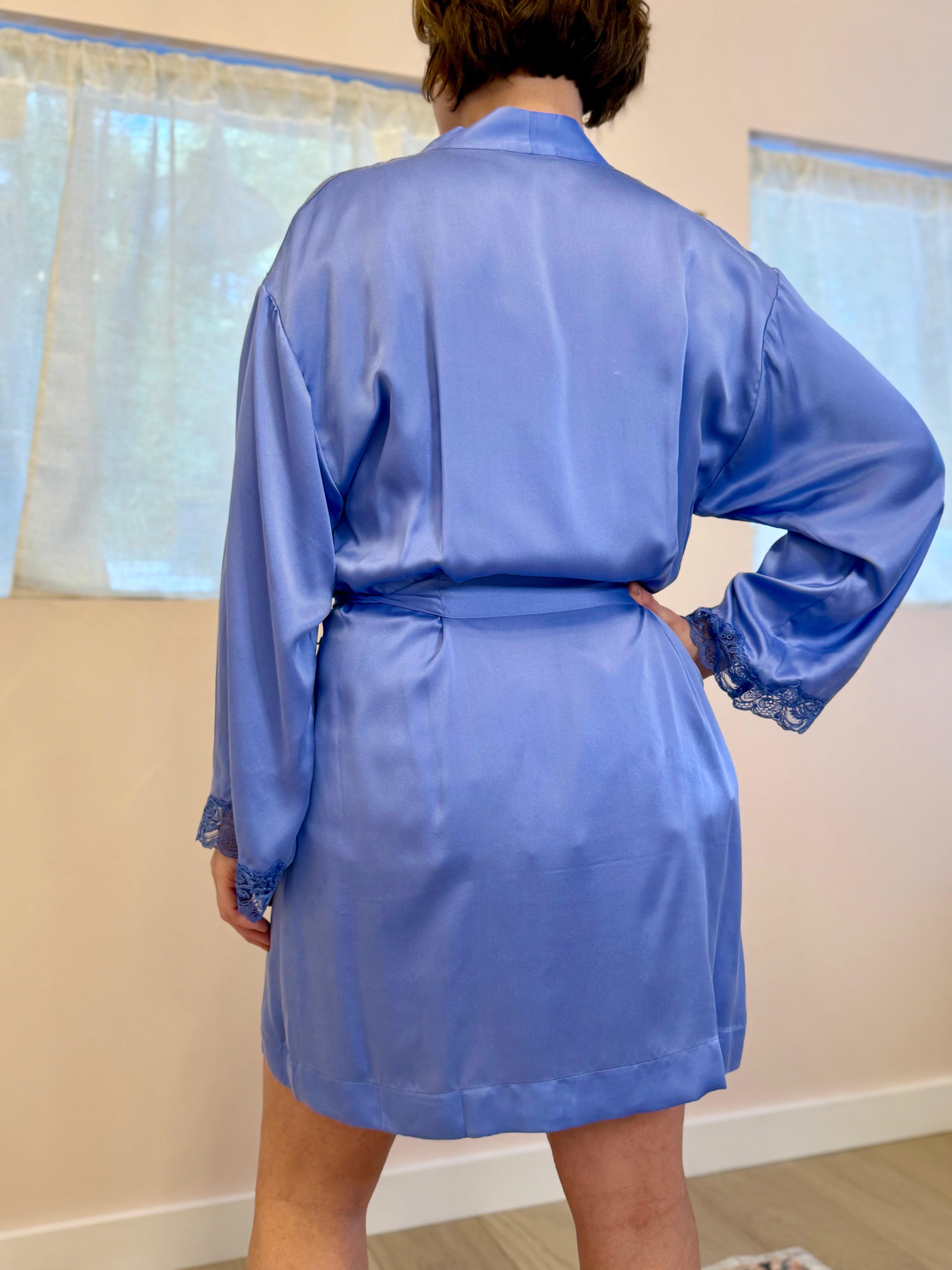 Huit Silk Robe
