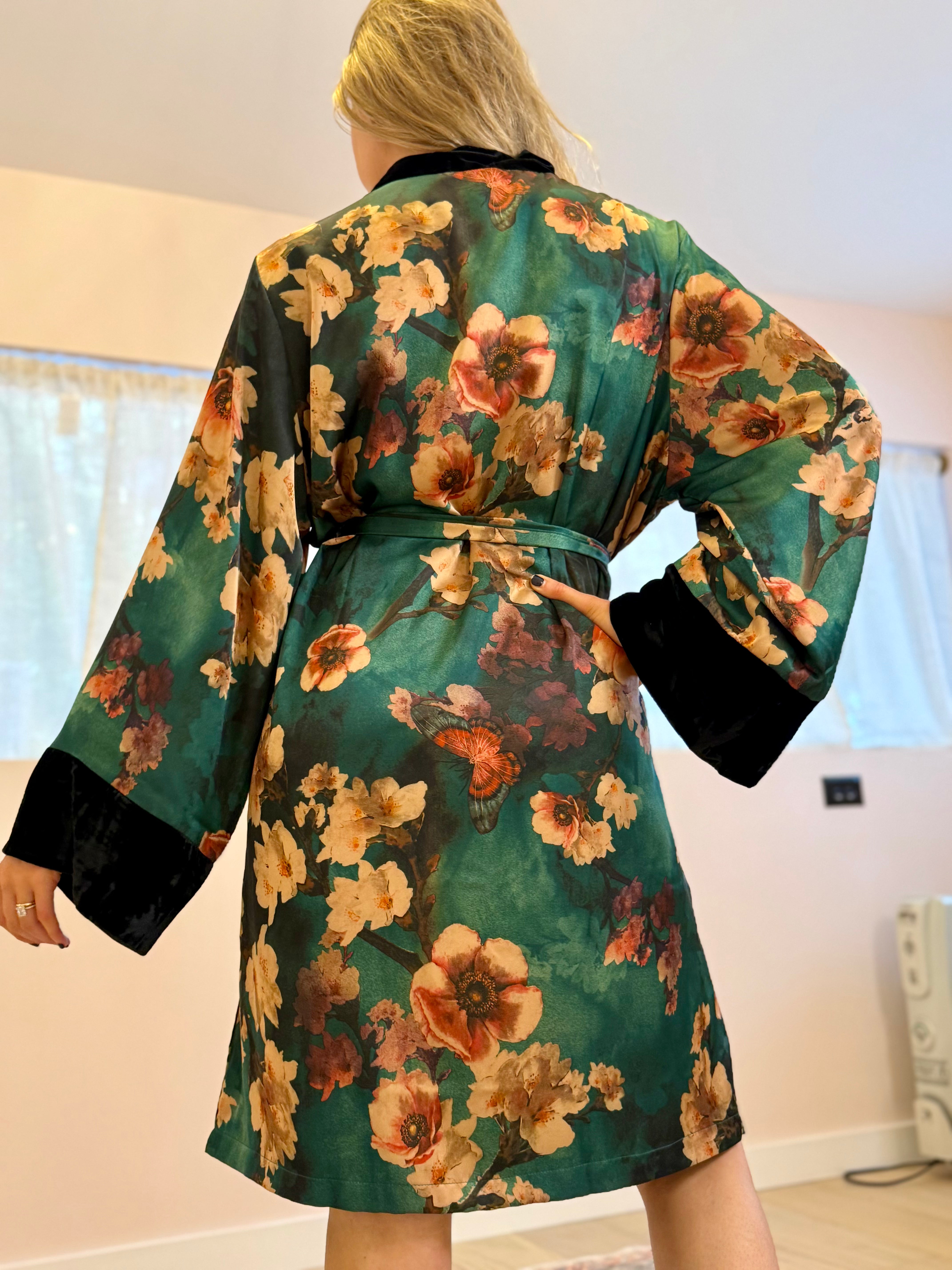 Kim+Ono Azumi Short Kimono Wrap - Green