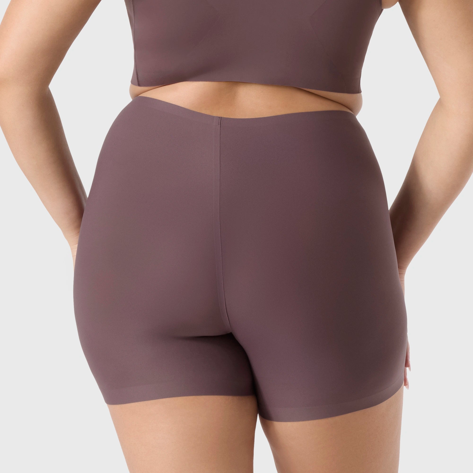 Evelyn and Bobbie Longline Girlshort (Slip short)